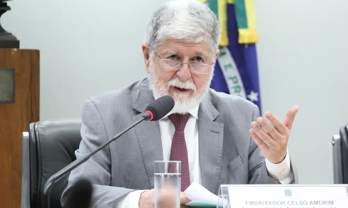 Amorim diz que Washington não mostra disposição para rever sobretaxas contra o Brasil - Imagem do artigo original