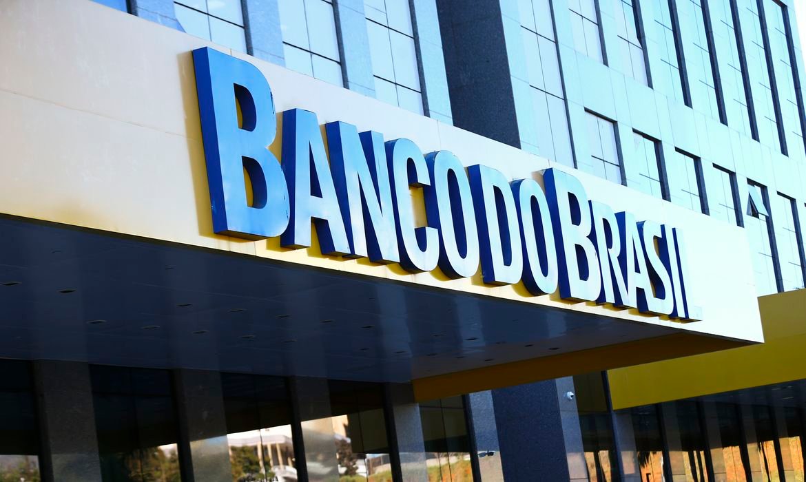 Banco do Brasil decide recorrer à Justiça após fake news sobre bloqueio de ativos - Imagem do artigo original