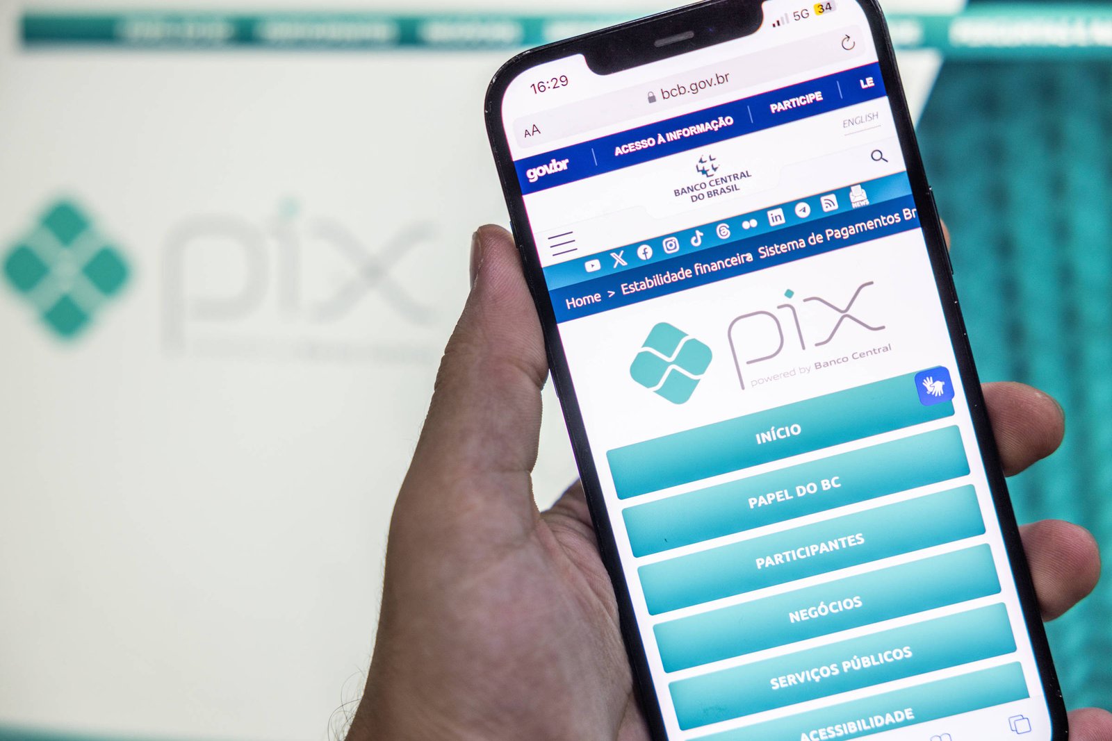 Instituições ampliam oferta de Pix parcelado; BC deve padronizar regras ainda neste mês - Imagem do artigo original