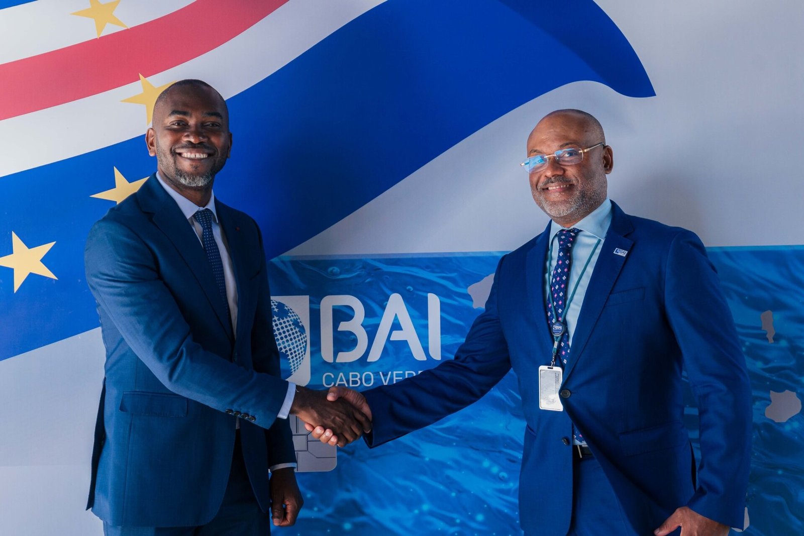 Banco BAI Cabo Verde lança cartão Visa Platinum Business voltado a empresas - Imagem do artigo original