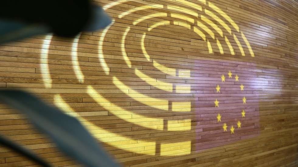 Eurodeputados aprovam acordo que autoriza troca de dados com o Brasil contra crime organizado - Imagem do artigo original