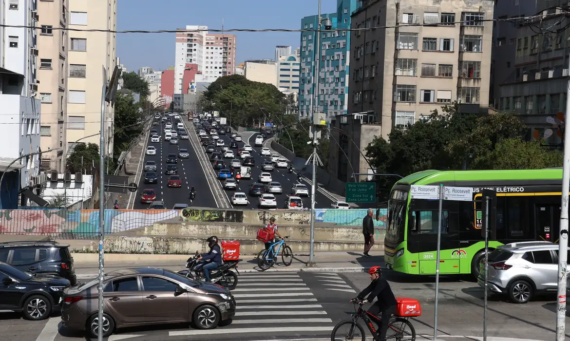 Acidentes de trânsito recuam 3,67%, mas gastos com reabilitação seguem elevados no SUS - Imagem do artigo original