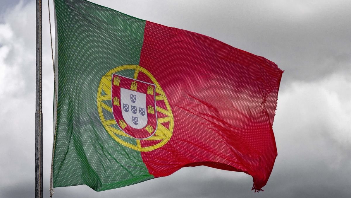 Portugal aprova nova Lei de Estrangeiros e impõe prazo de até dois anos para reagrupamento familiar - Imagem do artigo original