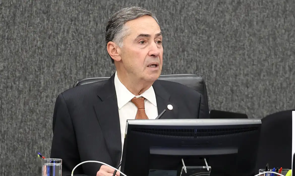 Aposentadoria antecipada de Luís Roberto Barroso é oficializada no Diário Oficial - Imagem do artigo original