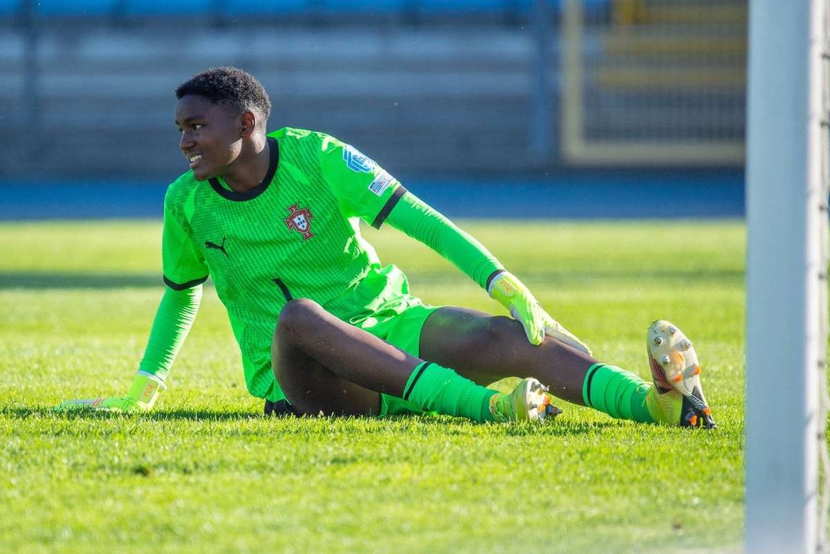 Goleira Thais Lima deixa seleções de base de Portugal e opta pelo Brasil - Imagem do artigo original