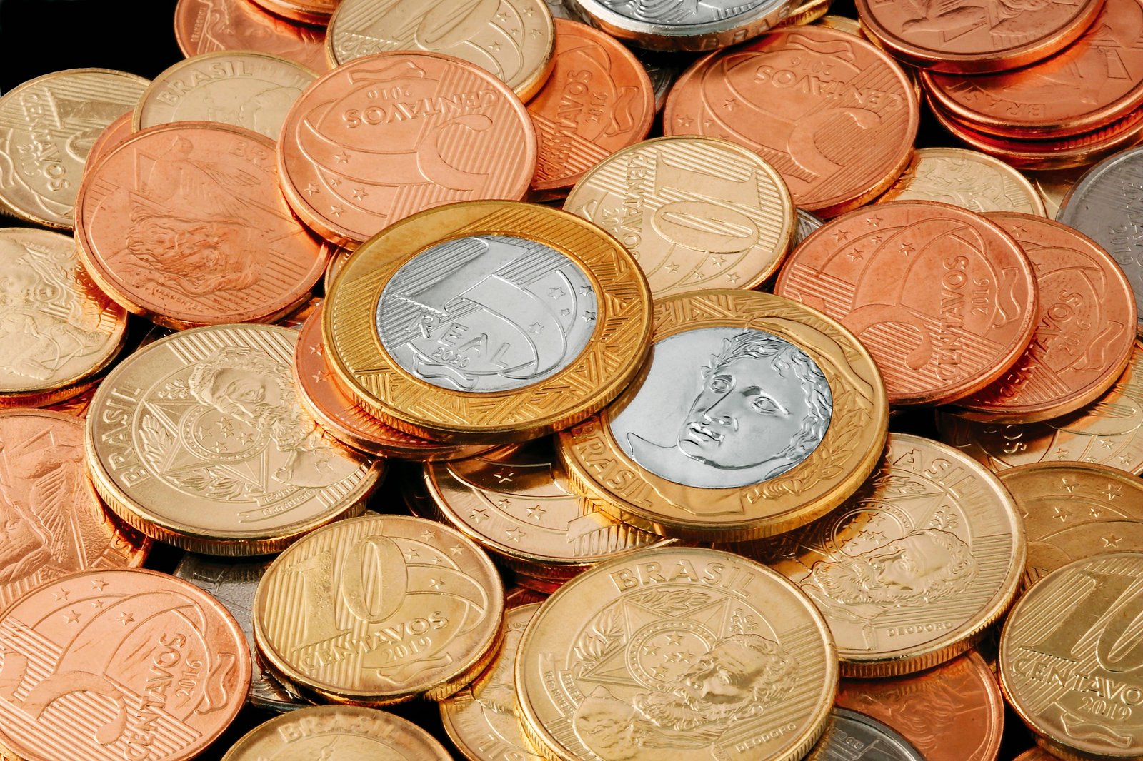 Gabriel Galípolo assume liderança inédita de economias emergentes no Banco de Compensações Internacionais - Imagem do artigo original