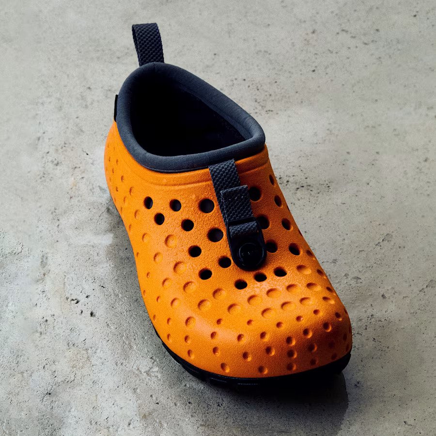 Crocs apresenta Tembo II RO: modelo híbrido de tênis criado para todas as estações, com preço próximo de R$ 500 - Imagem do artigo original